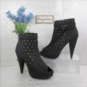 RUE 21 Black Ankle Boots Size L(9-10)